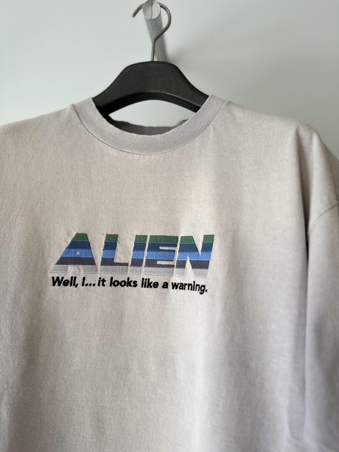 DAIRIKU<br />Alien Vintage Wash H-S Tee / Vintage Purple<img class='new_mark_img2' src='https://img.shop-pro.jp/img/new/icons14.gif' style='border:none;display:inline;margin:0px;padding:0px;width:auto;' />