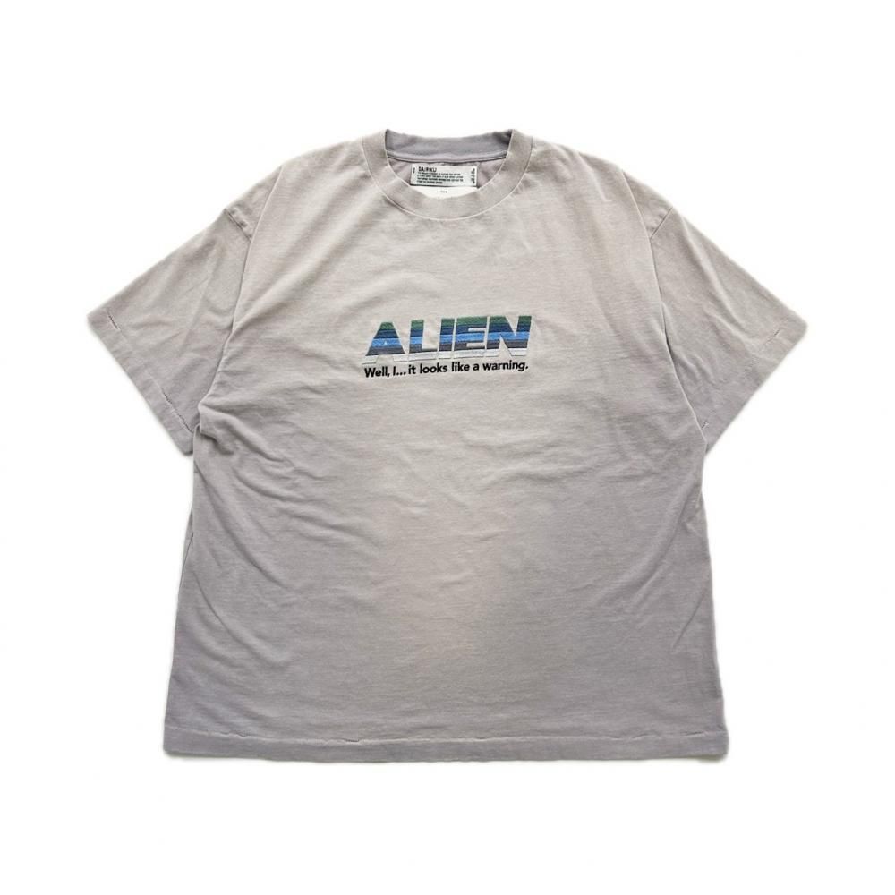 DAIRIKU<br />Alien Vintage Wash H-S Tee / Vintage Purple<img class='new_mark_img2' src='https://img.shop-pro.jp/img/new/icons14.gif' style='border:none;display:inline;margin:0px;padding:0px;width:auto;' />