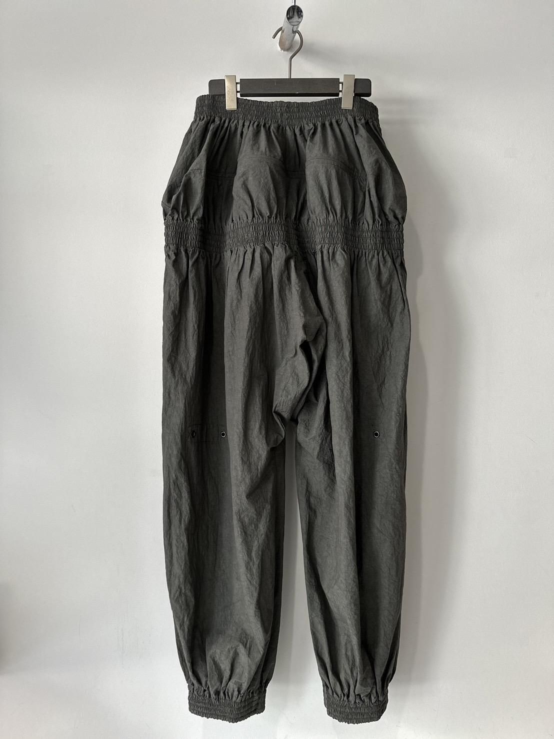 JIAN YE<br />KUNGFU PT  / CHARCOAL<img class='new_mark_img2' src='https://img.shop-pro.jp/img/new/icons14.gif' style='border:none;display:inline;margin:0px;padding:0px;width:auto;' />
