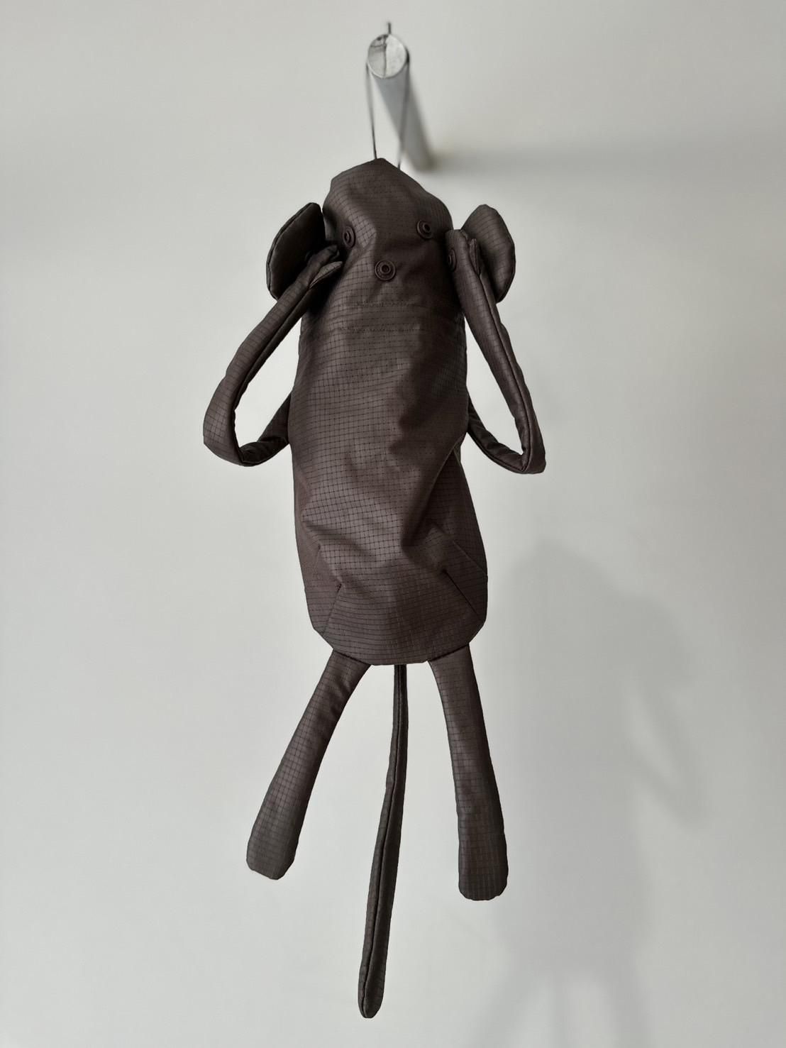 JIAN YE<br />BASIC UNIT 05 / BROWN<img class='new_mark_img2' src='https://img.shop-pro.jp/img/new/icons14.gif' style='border:none;display:inline;margin:0px;padding:0px;width:auto;' />