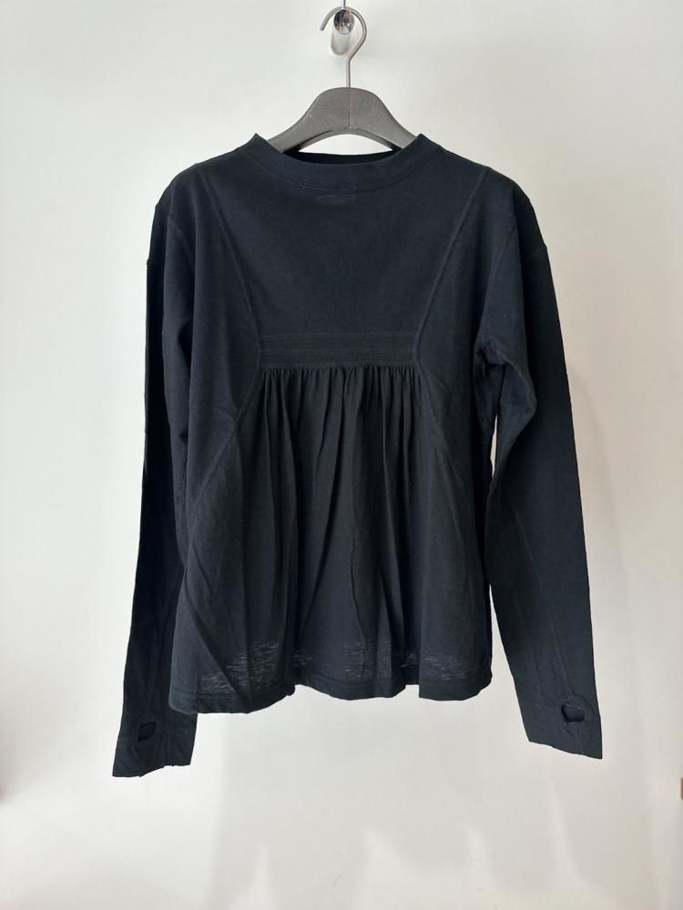 JIAN YE<br />GATHER TOP / BLACK<img class='new_mark_img2' src='https://img.shop-pro.jp/img/new/icons47.gif' style='border:none;display:inline;margin:0px;padding:0px;width:auto;' />