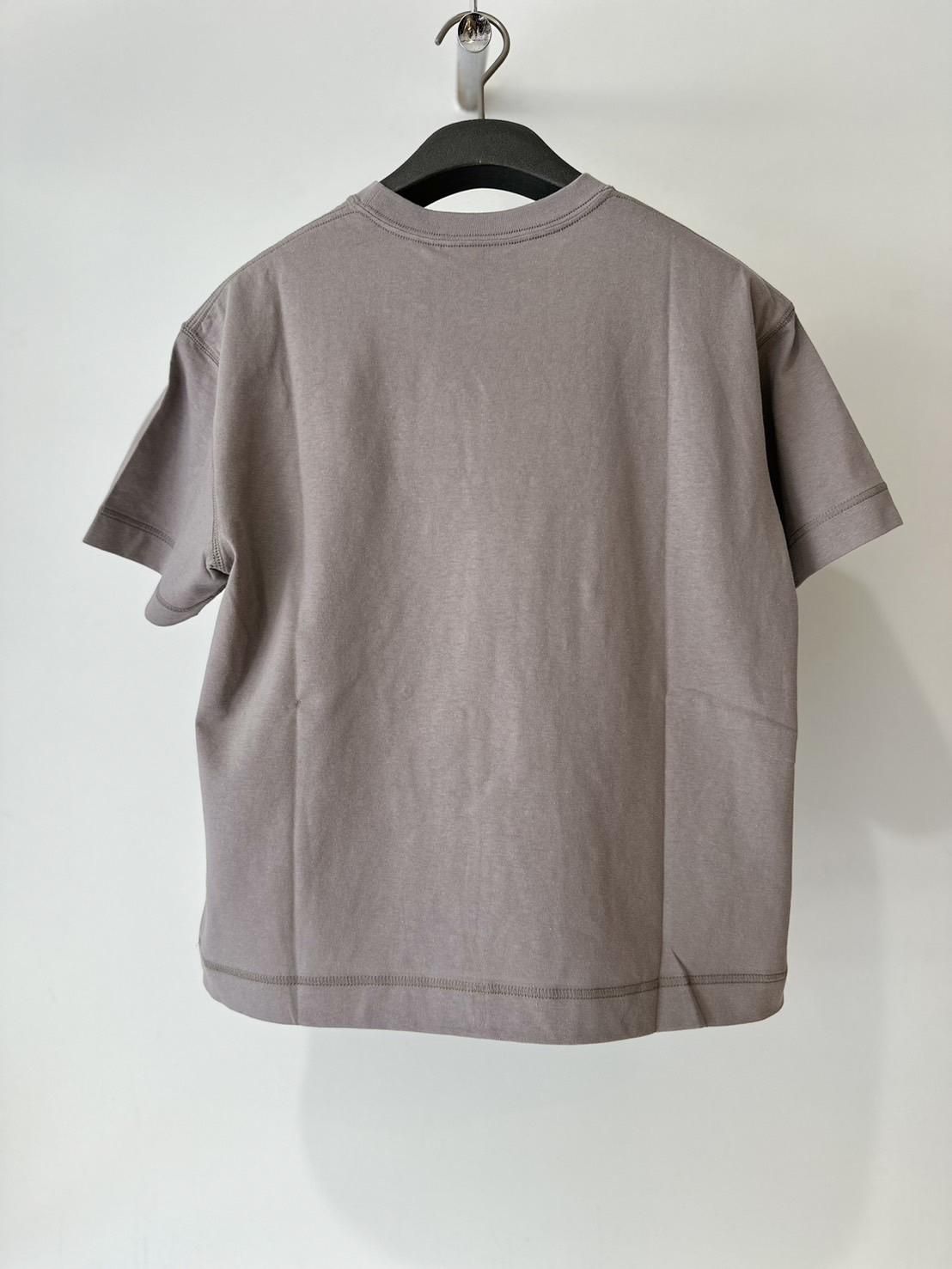 JIAN YE<br />CIRCLE T / GRAY<img class='new_mark_img2' src='https://img.shop-pro.jp/img/new/icons47.gif' style='border:none;display:inline;margin:0px;padding:0px;width:auto;' />