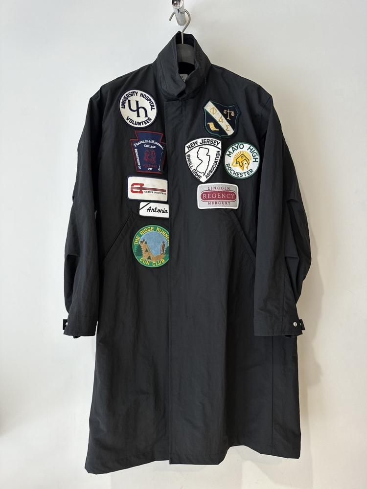 soe<br />Wappened Slicker Coat / BLACK<img class='new_mark_img2' src='https://img.shop-pro.jp/img/new/icons47.gif' style='border:none;display:inline;margin:0px;padding:0px;width:auto;' />