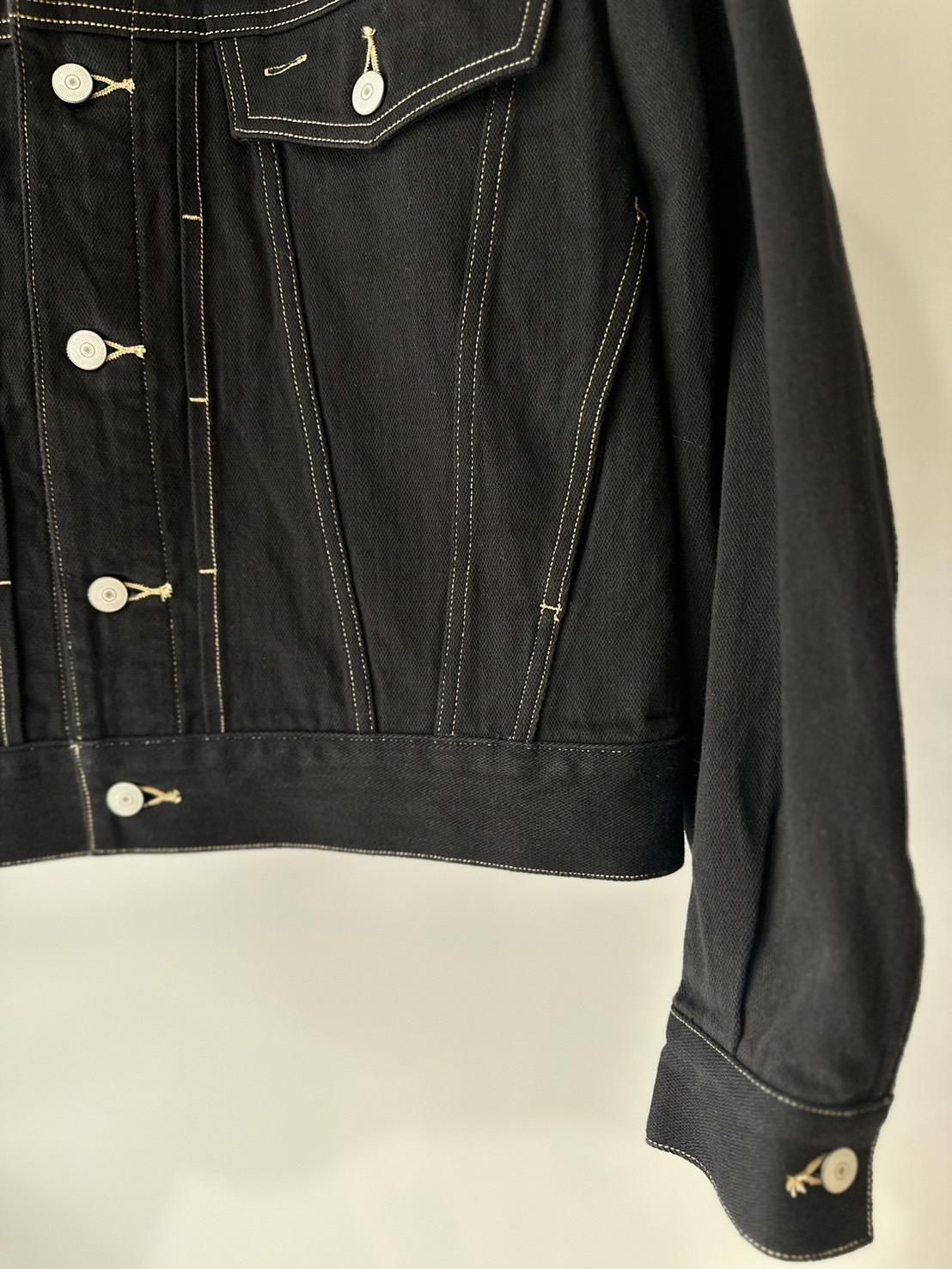 soe<br />Swiching Collar Denim Jacket / BLACK<img class='new_mark_img2' src='https://img.shop-pro.jp/img/new/icons47.gif' style='border:none;display:inline;margin:0px;padding:0px;width:auto;' />