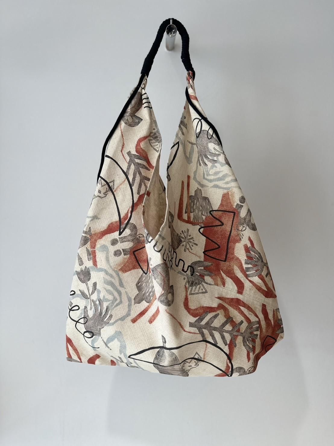 EMAM<br />Motif print  code bag / ORANGE<img class='new_mark_img2' src='https://img.shop-pro.jp/img/new/icons47.gif' style='border:none;display:inline;margin:0px;padding:0px;width:auto;' />