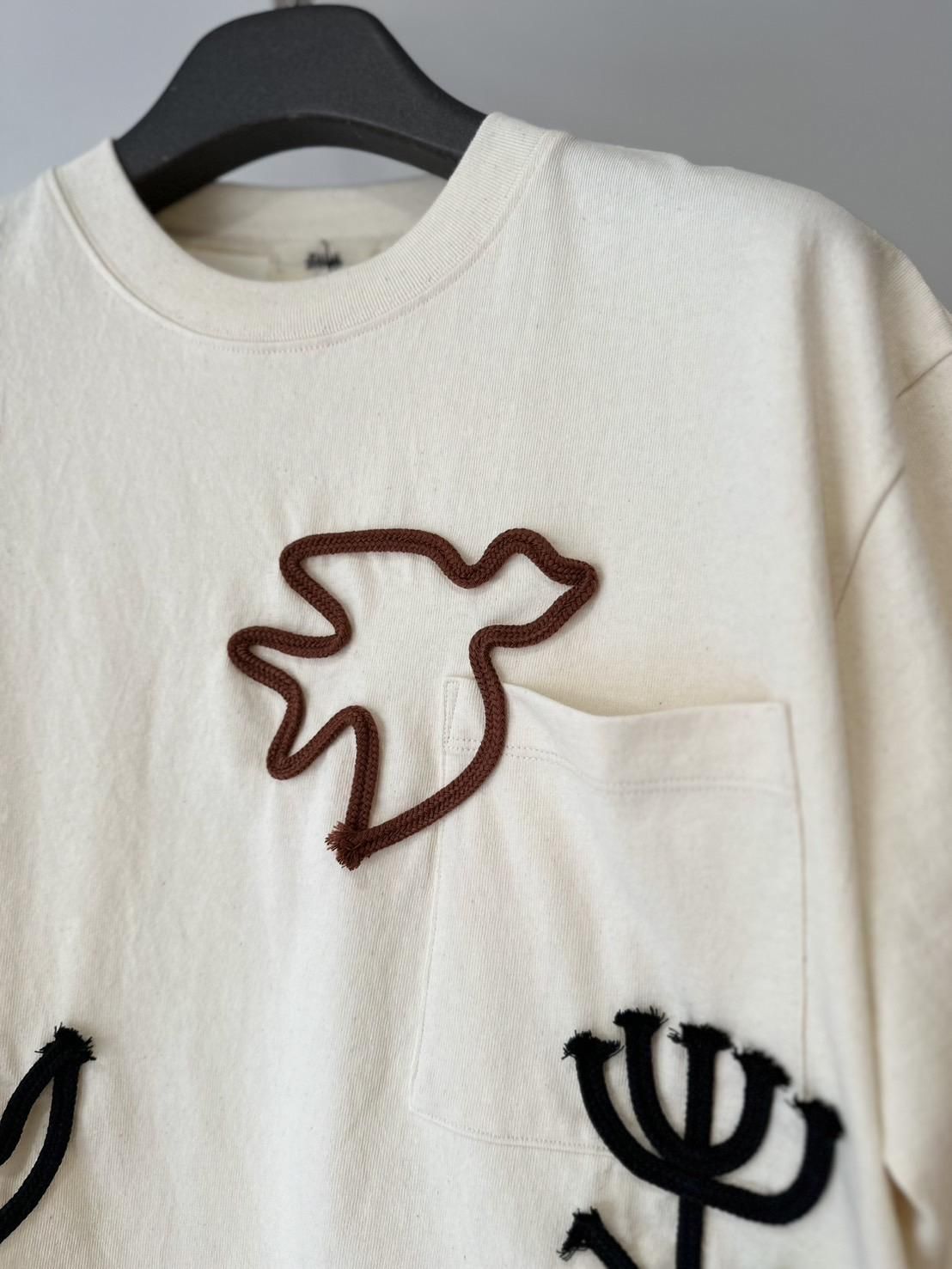 EMAM<br />Design code pocket tee / IVORY<img class='new_mark_img2' src='https://img.shop-pro.jp/img/new/icons47.gif' style='border:none;display:inline;margin:0px;padding:0px;width:auto;' />