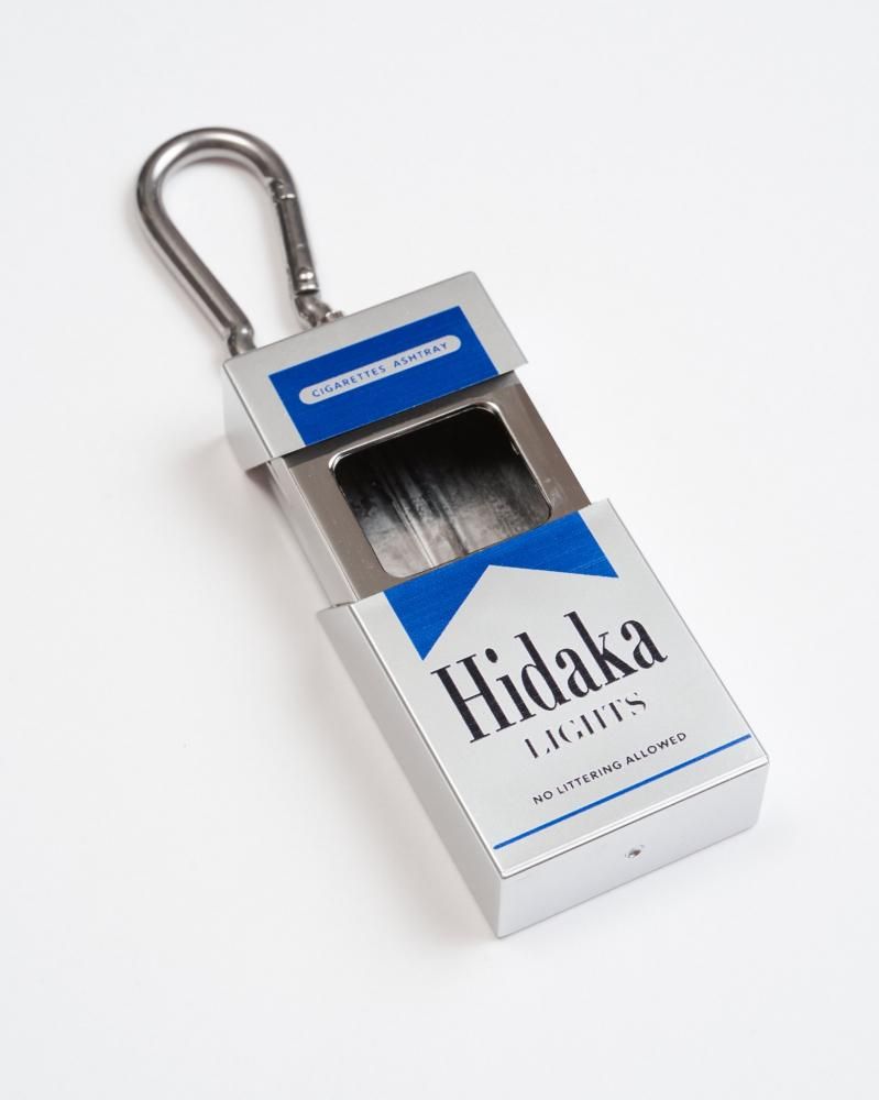 HIDAKA<br />PORTABLE ASHTRAY- MARLBORO / BLUE<img class='new_mark_img2' src='https://img.shop-pro.jp/img/new/icons47.gif' style='border:none;display:inline;margin:0px;padding:0px;width:auto;' />