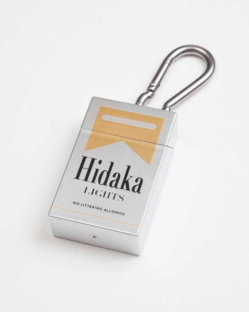 HIDAKA<br />PORTABLE ASHTRAY- MARLBORO / GOLD<img class='new_mark_img2' src='https://img.shop-pro.jp/img/new/icons47.gif' style='border:none;display:inline;margin:0px;padding:0px;width:auto;' />