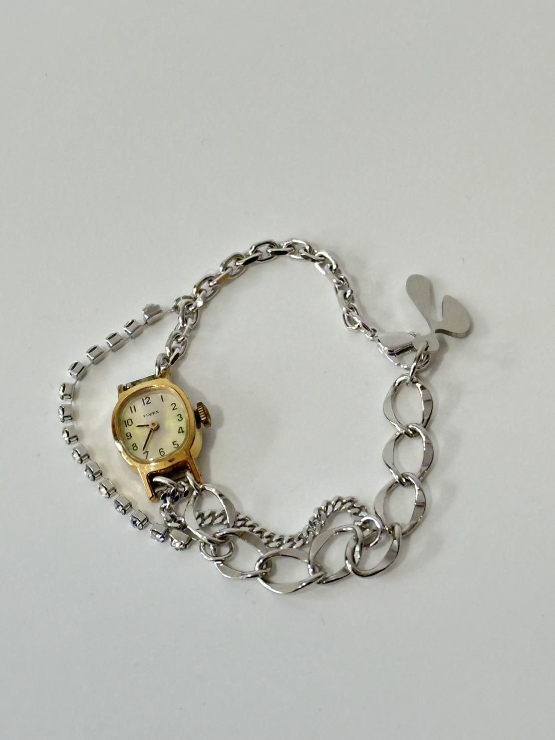 HIDAKA<br />MIX CHAIN WATCH BRACELET / SILVER<img class='new_mark_img2' src='https://img.shop-pro.jp/img/new/icons47.gif' style='border:none;display:inline;margin:0px;padding:0px;width:auto;' />