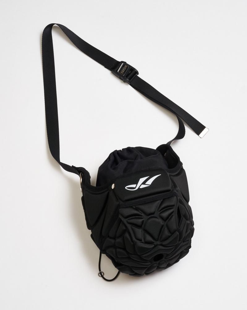 HIDAKA<br />CECH BAG / BLACK<img class='new_mark_img2' src='https://img.shop-pro.jp/img/new/icons47.gif' style='border:none;display:inline;margin:0px;padding:0px;width:auto;' />