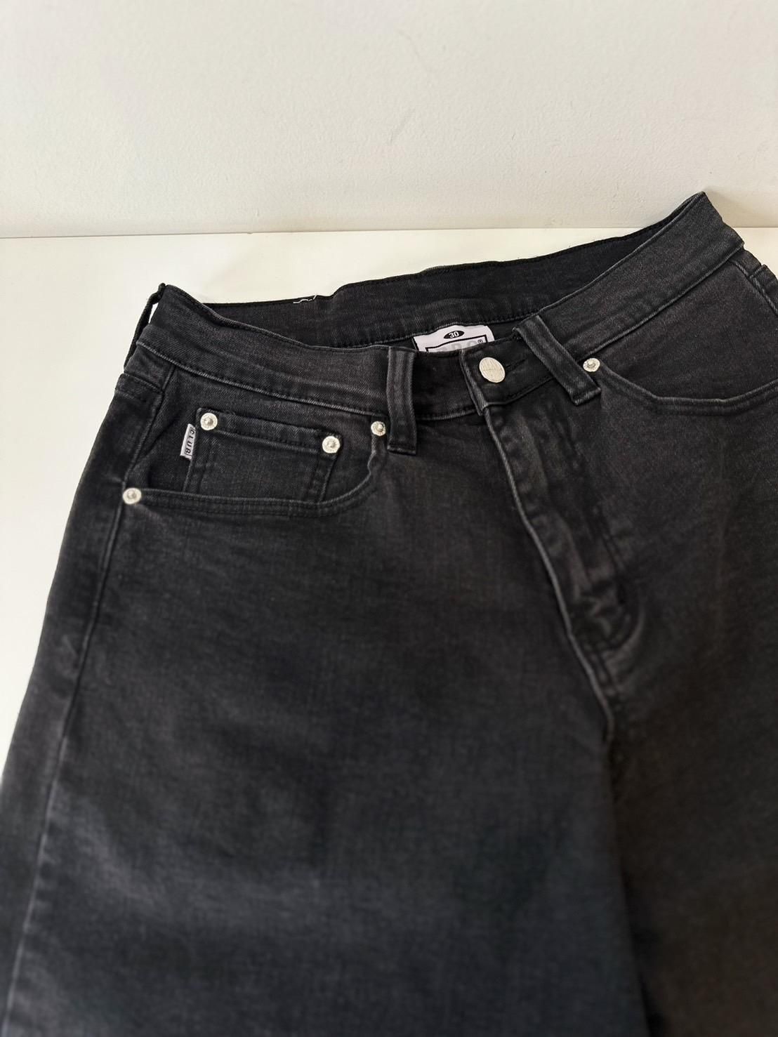 PRO CLUB<br />Heavy weight Baggy Fit Denim Short / Black<img class='new_mark_img2' src='https://img.shop-pro.jp/img/new/icons14.gif' style='border:none;display:inline;margin:0px;padding:0px;width:auto;' />