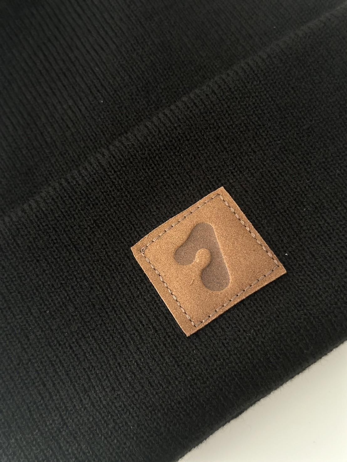 JIEDA<br />JIEDA PATCH KNIT CAP / BLACK<img class='new_mark_img2' src='https://img.shop-pro.jp/img/new/icons14.gif' style='border:none;display:inline;margin:0px;padding:0px;width:auto;' />