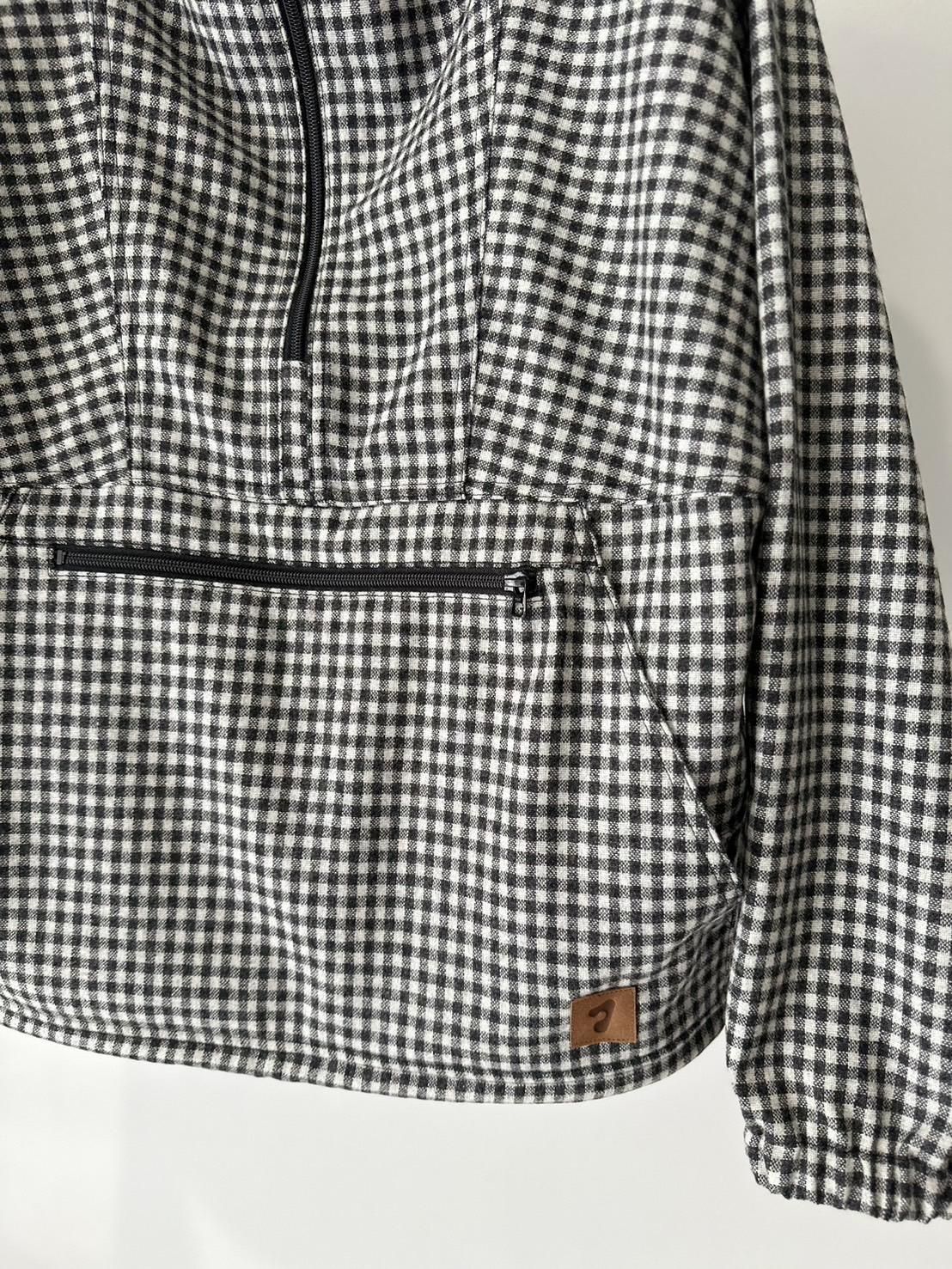 JIEDA<br />CHECK PULLOVER PARKA / WHITEBLACK<img class='new_mark_img2' src='https://img.shop-pro.jp/img/new/icons14.gif' style='border:none;display:inline;margin:0px;padding:0px;width:auto;' />