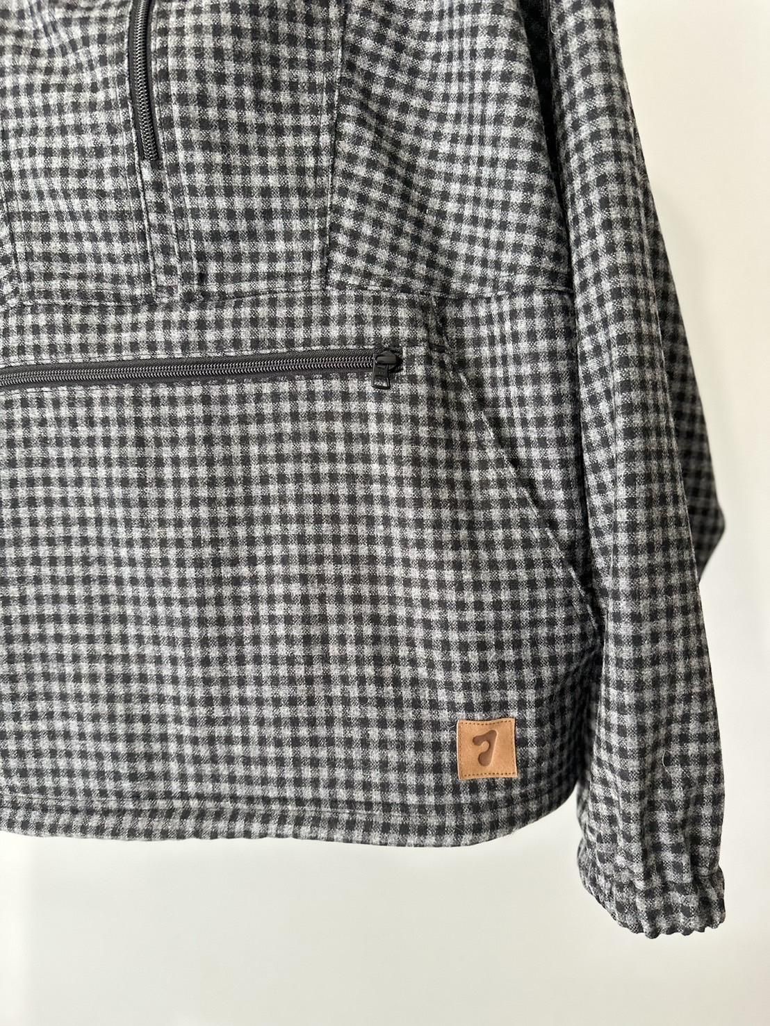 JIEDA<br />CHECK PULLOVER PARKA / GRAYBLACK<img class='new_mark_img2' src='https://img.shop-pro.jp/img/new/icons47.gif' style='border:none;display:inline;margin:0px;padding:0px;width:auto;' />