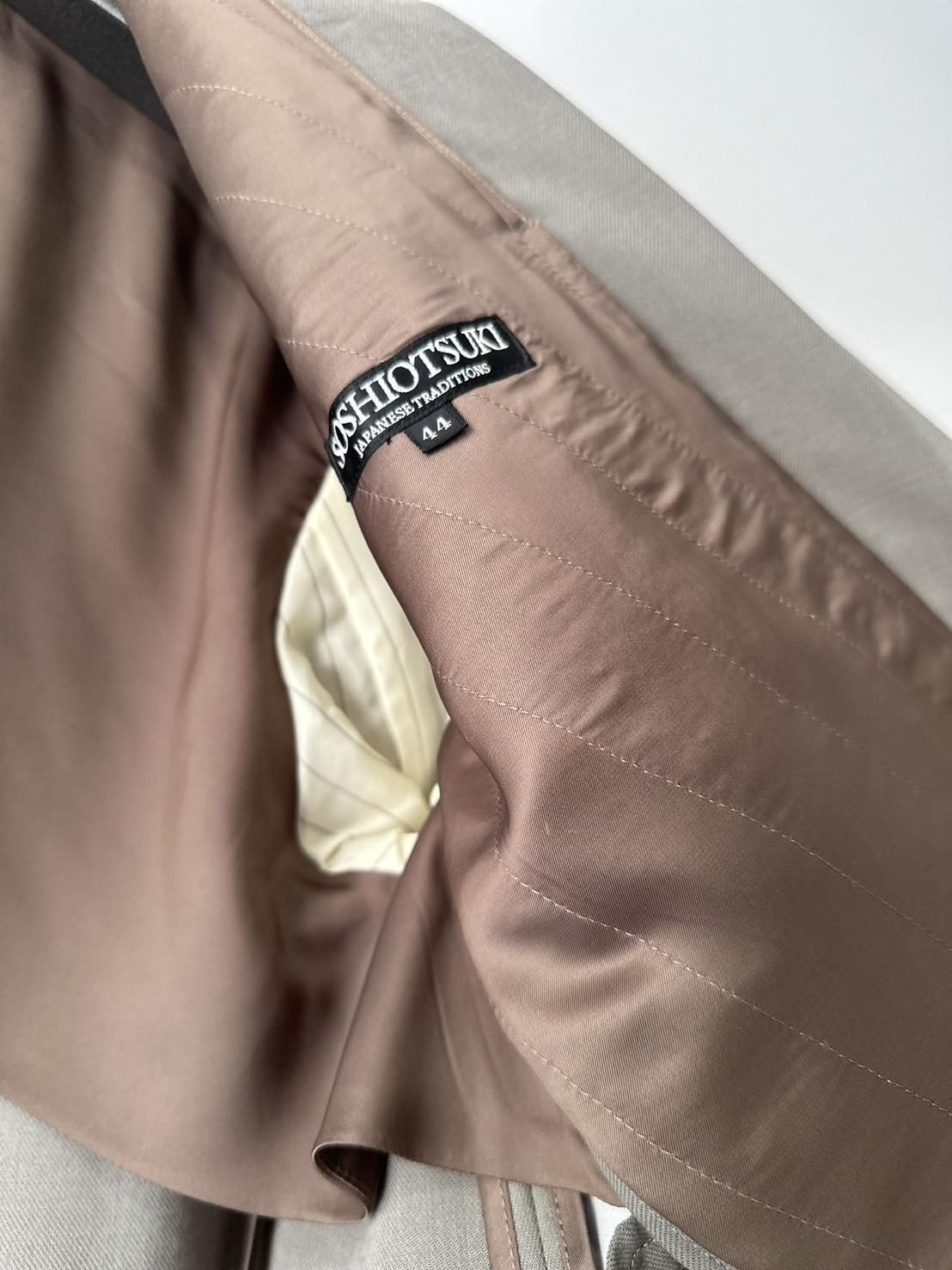 SOSHIOTSUKI<br />INTERLINING POCKET WOOL SERGE JACKET&WOOL SERGE HI-WAIST TROUSERS SET / GRAY<img class='new_mark_img2' src='https://img.shop-pro.jp/img/new/icons47.gif' style='border:none;display:inline;margin:0px;padding:0px;width:auto;' />
