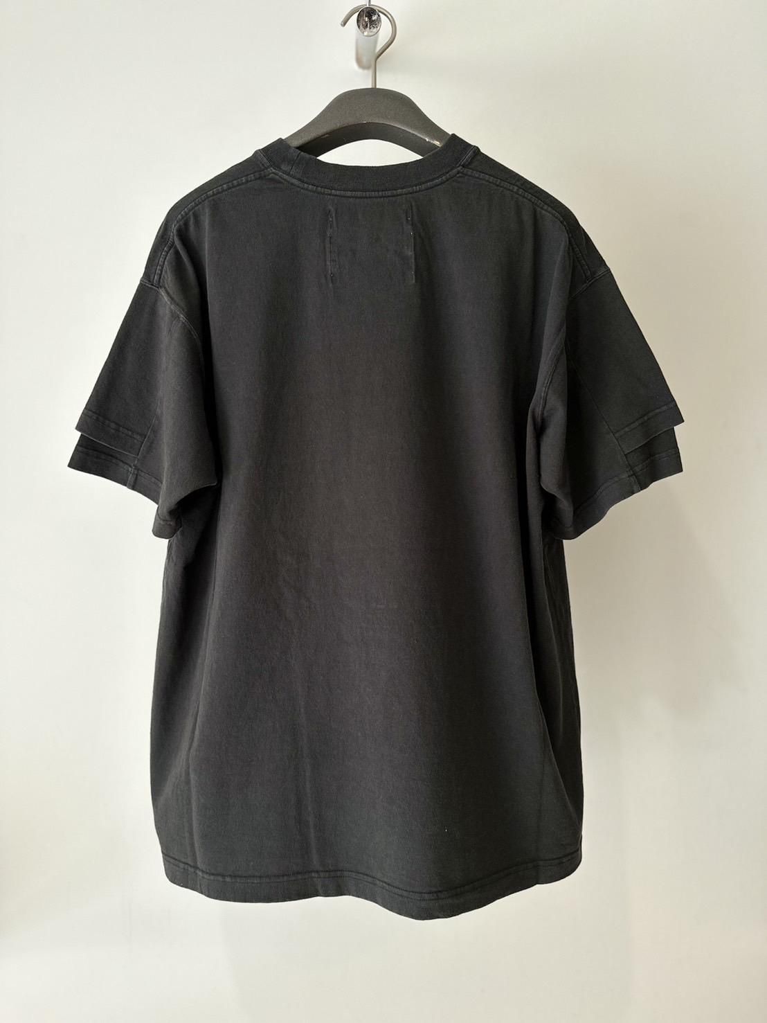 DAIRIKU<br />Movie WORMHOLE Swtching Tee / Black<img class='new_mark_img2' src='https://img.shop-pro.jp/img/new/icons14.gif' style='border:none;display:inline;margin:0px;padding:0px;width:auto;' />