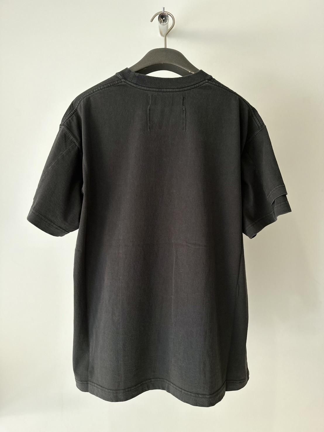 DAIRIKU<br />Movie CLOSE CALL Swtching Tee / Black<img class='new_mark_img2' src='https://img.shop-pro.jp/img/new/icons14.gif' style='border:none;display:inline;margin:0px;padding:0px;width:auto;' />