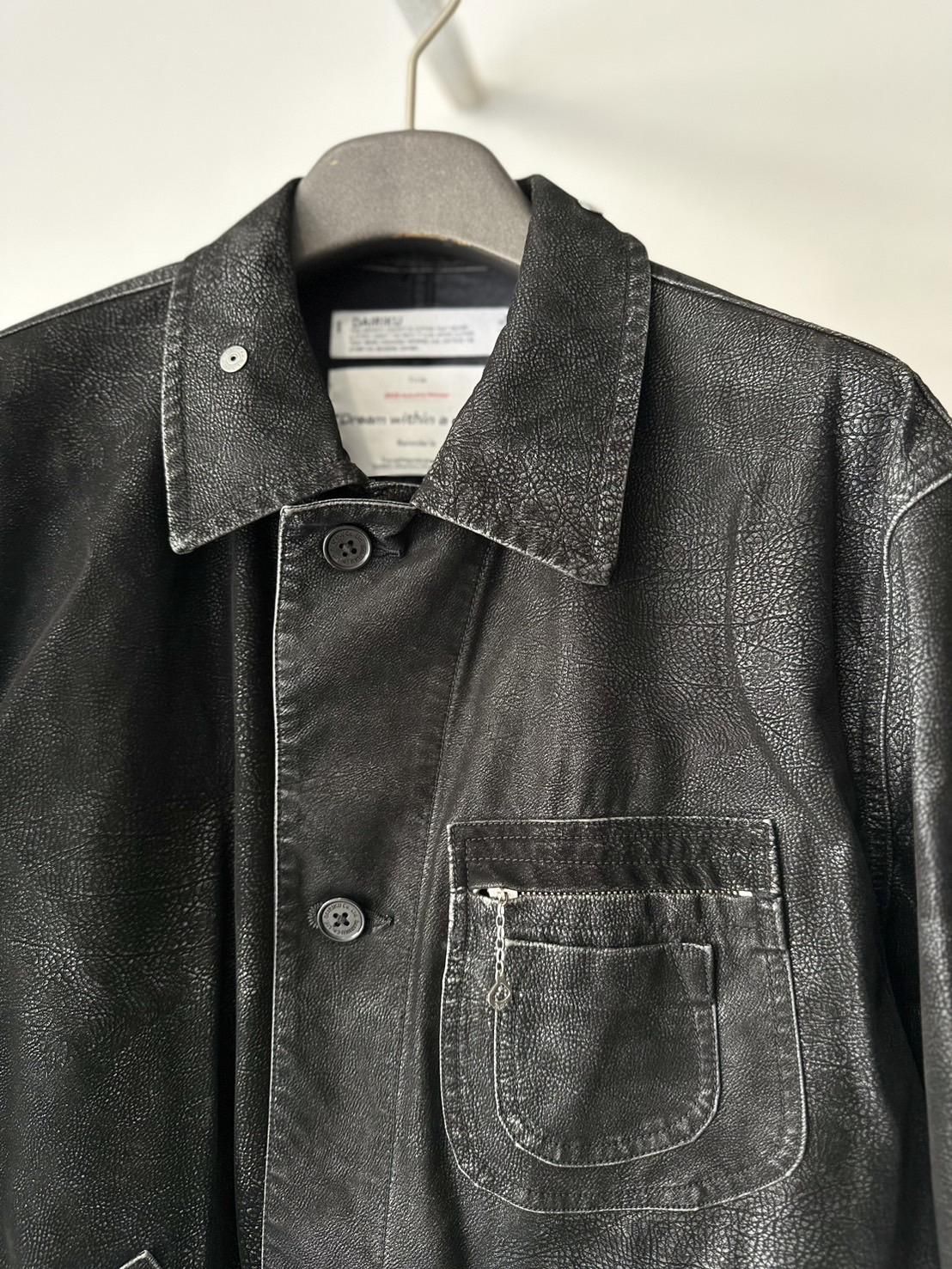 DAIRIKU<br />Artificial Leather Hunting Jacket / Black<img class='new_mark_img2' src='https://img.shop-pro.jp/img/new/icons14.gif' style='border:none;display:inline;margin:0px;padding:0px;width:auto;' />