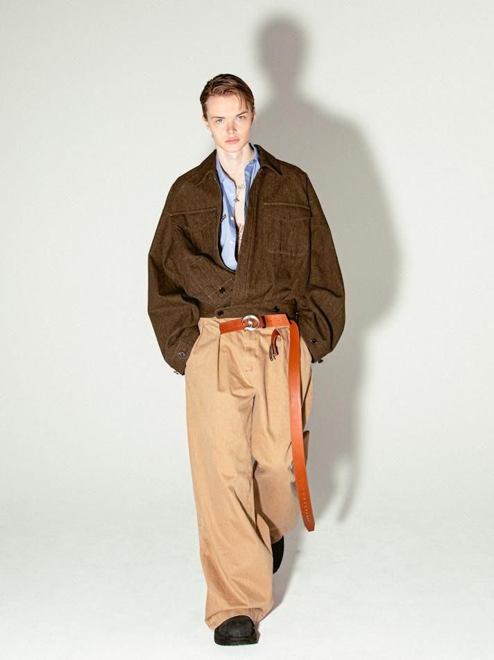 DAIRIKU<br />Inception Big-Sleeve Blitish JKT / Khaki<img class='new_mark_img2' src='https://img.shop-pro.jp/img/new/icons47.gif' style='border:none;display:inline;margin:0px;padding:0px;width:auto;' />