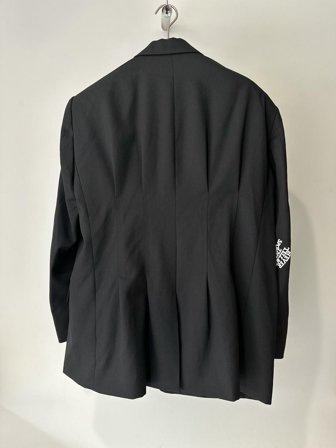 DAIRIKU<br />TATTOO Printed Tailored Jacket & TATTOO Adjuster Wide Slacks SET / Black<img class='new_mark_img2' src='https://img.shop-pro.jp/img/new/icons14.gif' style='border:none;display:inline;margin:0px;padding:0px;width:auto;' />