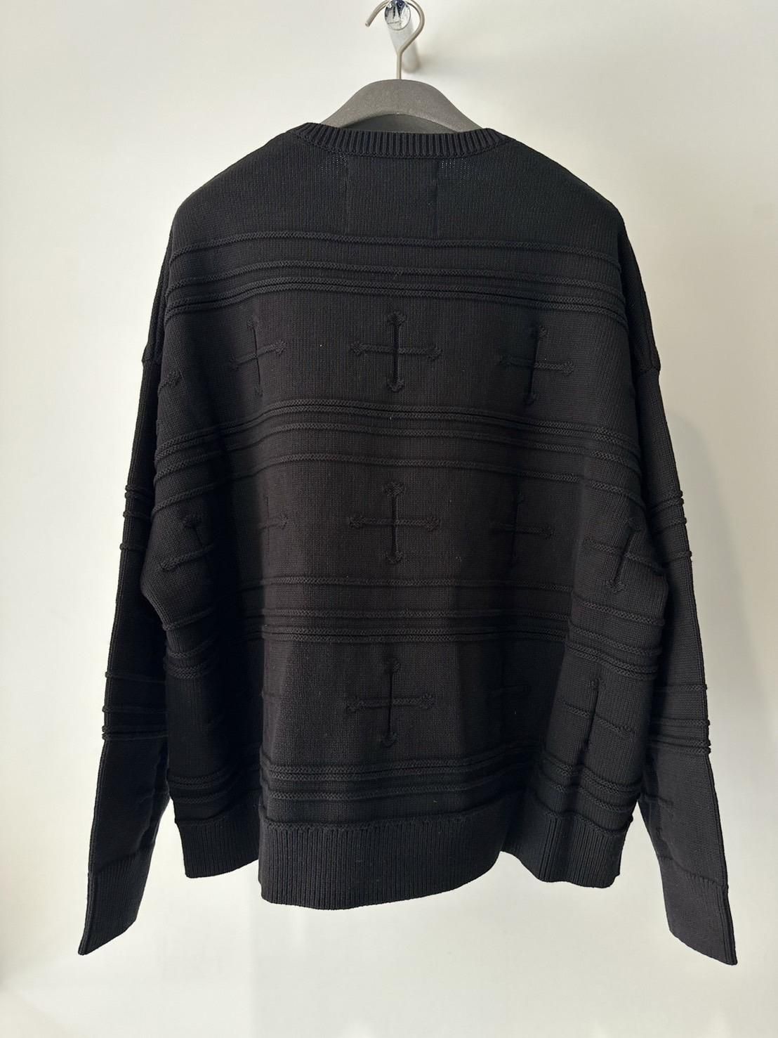 DAIRIKU<br />Docking Lettered Knit / Grey&Black<img class='new_mark_img2' src='https://img.shop-pro.jp/img/new/icons47.gif' style='border:none;display:inline;margin:0px;padding:0px;width:auto;' />