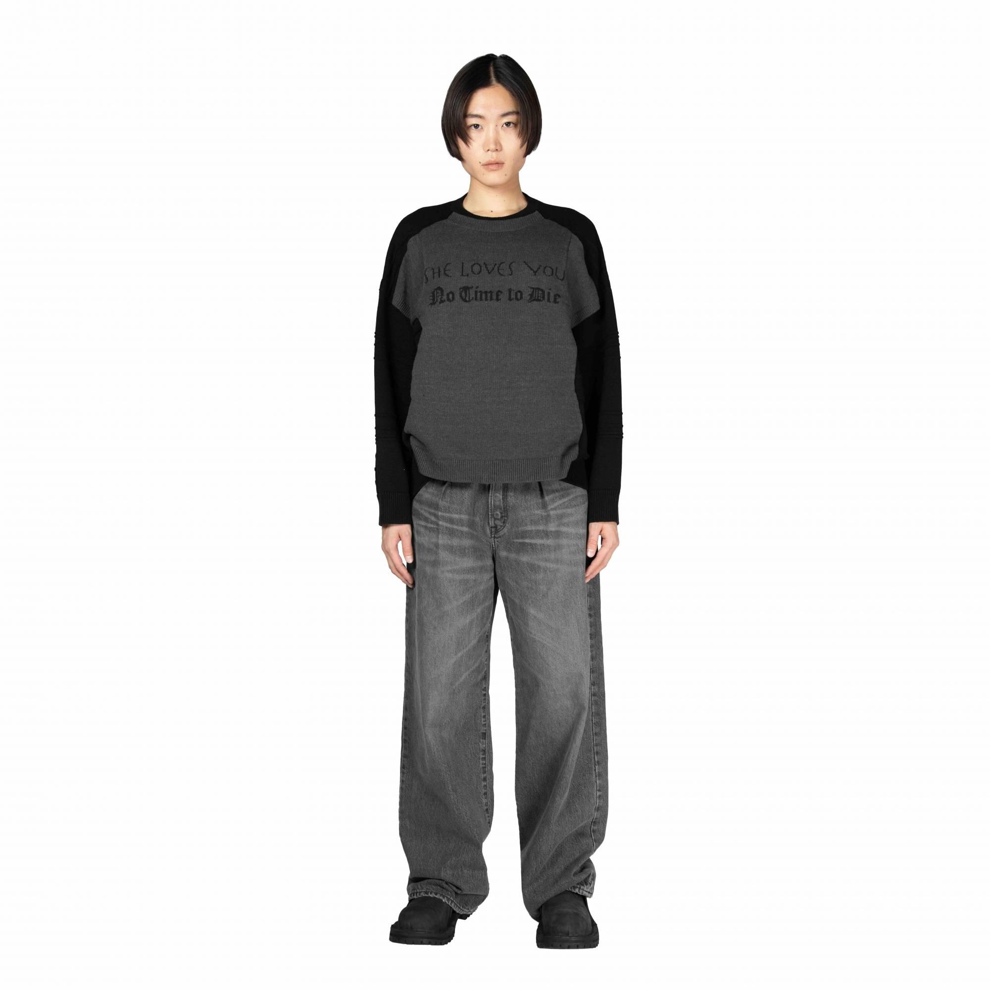 DAIRIKU<br />Docking Lettered Knit / Grey&Black<img class='new_mark_img2' src='https://img.shop-pro.jp/img/new/icons47.gif' style='border:none;display:inline;margin:0px;padding:0px;width:auto;' />