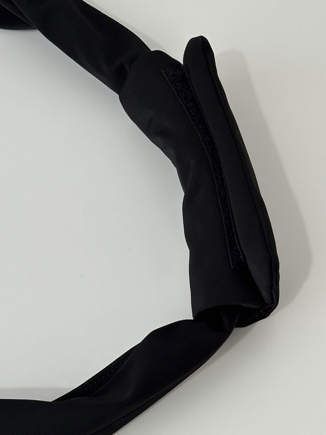 soe<br />3D Tote Solotex / BLACK<img class='new_mark_img2' src='https://img.shop-pro.jp/img/new/icons14.gif' style='border:none;display:inline;margin:0px;padding:0px;width:auto;' />