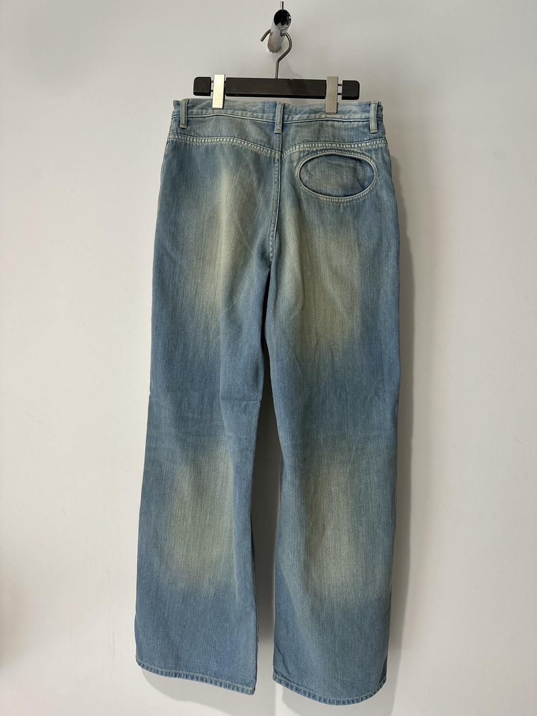 LITTLE.BEDROOM<br />warp hole denim / light Indigo<img class='new_mark_img2' src='https://img.shop-pro.jp/img/new/icons14.gif' style='border:none;display:inline;margin:0px;padding:0px;width:auto;' />