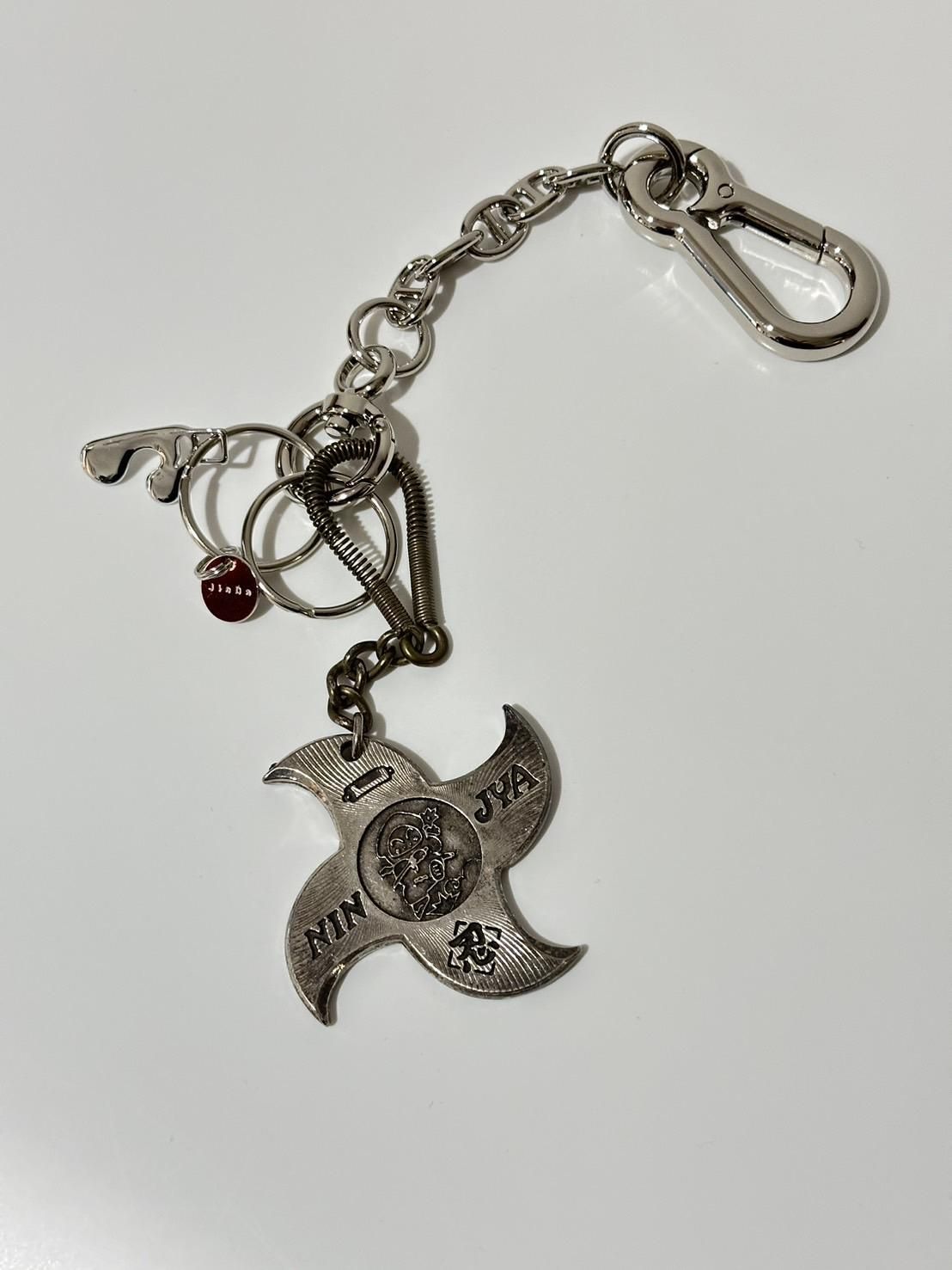 JIEDA<br />KEY HOLDER-B / SILVER<img class='new_mark_img2' src='https://img.shop-pro.jp/img/new/icons14.gif' style='border:none;display:inline;margin:0px;padding:0px;width:auto;' />