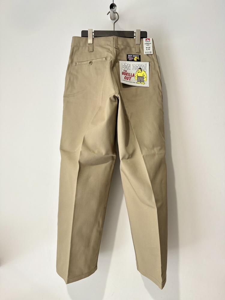 BEN DAVIS/٥ǥӥ<br />GORILLA CUT PANTS / Khaki<img class='new_mark_img2' src='https://img.shop-pro.jp/img/new/icons14.gif' style='border:none;display:inline;margin:0px;padding:0px;width:auto;' />