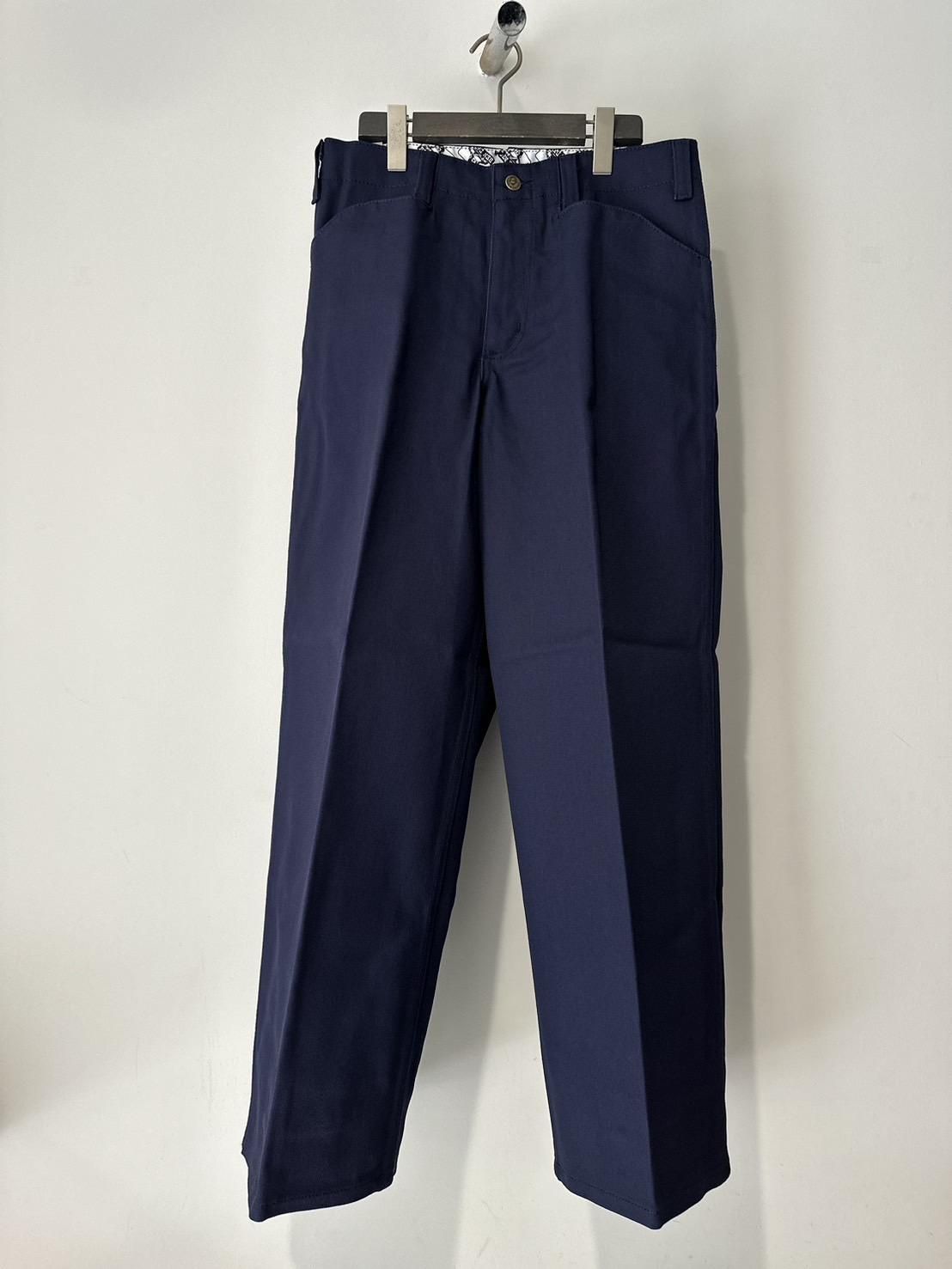 BEN DAVIS/٥ǥӥ<br />GORILLA CUT PANTS / Navy<img class='new_mark_img2' src='https://img.shop-pro.jp/img/new/icons14.gif' style='border:none;display:inline;margin:0px;padding:0px;width:auto;' />