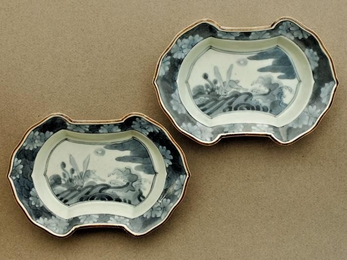浜野まゆみさん　染付兎紋分銅形皿 浜野まゆみ：染付兎紋分銅形皿 | filament store