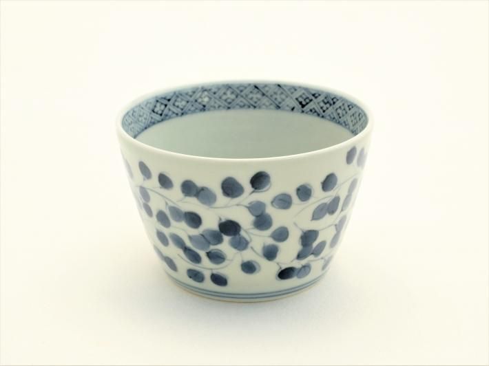 浜野まゆみ 染付唐草紋そば猪口 - 草堂