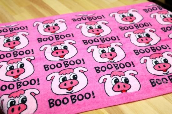 カラフル タオル ピッグ Booboo ピンク 輸入雑貨 海外雑貨 直輸入 アメリカ雑貨 子供 ポップ キャラクター かわいい 新潟のアメリカン雑貨屋といえば Honeymustard ハニマスニイガタ