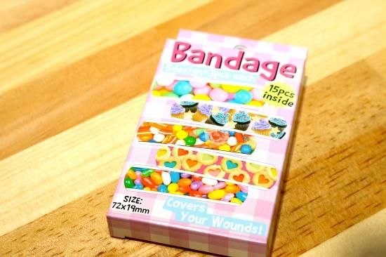 Bandade バンドエイド 絆創膏 スイーツ 15pcs 輸入雑貨 海外雑貨 直輸入 アメリカ雑貨 ストリート 海 オシャレ 流行り アメリカ 新潟のアメリカン雑貨屋といえば Honeymustard ハニマスニイガタ Bandade バンドエイド 絆創膏 スイーツ 15pcs 輸入雑貨 海外雑貨 直輸入 アメリカ雑貨 ストリート 海 オシャレ 流行り アメリカ 新潟のアメリカン雑貨屋といえば Honeymustard ハニマスニイガタ