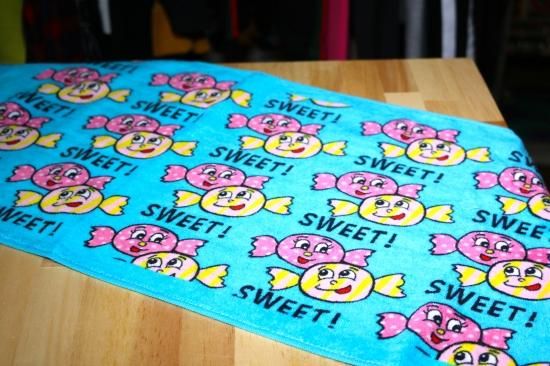 カラフル タオル Sweet ライトブルー 輸入雑貨 海外雑貨 直輸入 アメリカ雑貨 子供 ポップ キャラクター かわいい 新潟のアメリカン雑貨屋といえば Honeymustard ハニマスニイガタ カラフル タオル Sweet ライトブルー 輸入雑貨 海外雑貨 直輸入 アメリカ雑貨 子供 ポップ キャラクター かわいい 新潟のアメリカン雑貨屋といえば Honeymustard ハニマスニイガタ