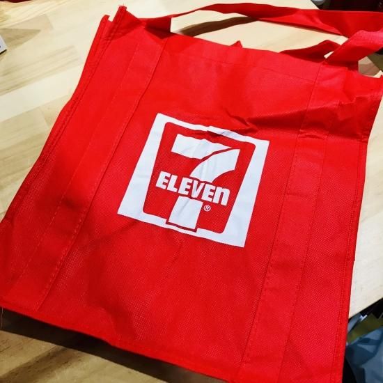 Usa 7 Eleven Eco Bag Red セブンイレブン エコバッグ レッド 輸入雑貨 海外雑貨 直輸入 アメリカ雑貨 新潟のアメリカン雑貨屋といえば Honeymustard ハニマスニイガタ Usa 7 Eleven Eco Bag Red セブンイレブン エコバッグ レッド 輸入雑貨 海外雑貨 直輸入 アメリカ雑貨 新潟のアメリカン雑貨屋といえば Honeymustard ハニマスニイガタ