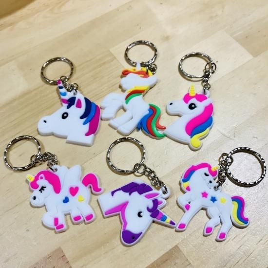 キーホルダー　ユニコーン　パープル　ラバー キーホルダーユニコーンパープルラバー