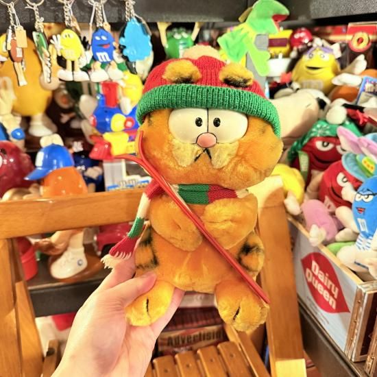 ぬいぐるみ オレンジ帽子 緑色