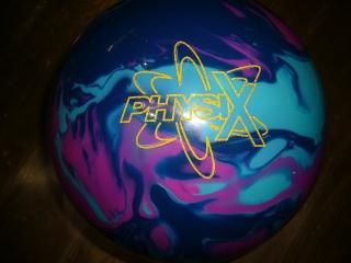 STORMフィジックスツアーボウリングボール13ポンド