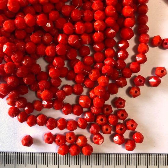 ヴィンテージガラスビーズ 赤 直径約5mm 30個 - アンティーク手芸材料の通販サイト　antique Merciere by Gallery壹
