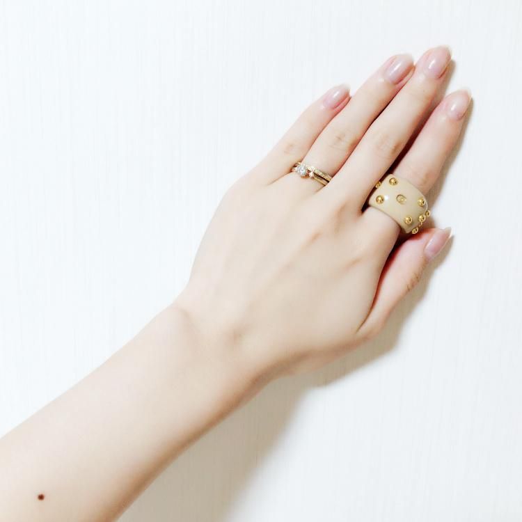入荷中 ココマークスタッズリング ベージュ ヴィンテージ|シャネル アクセサリー