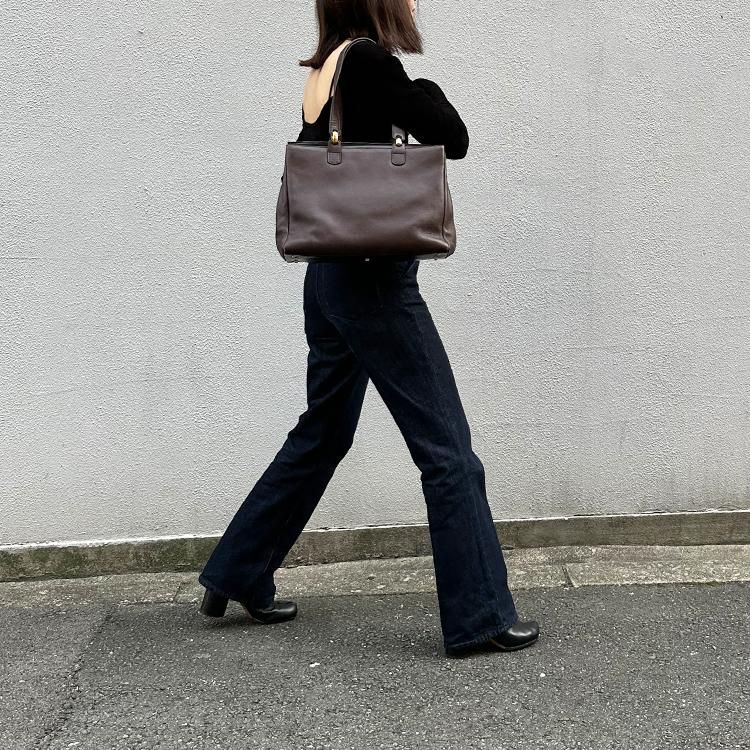 LOEWE ブラウンレザー ショルダーバッグ