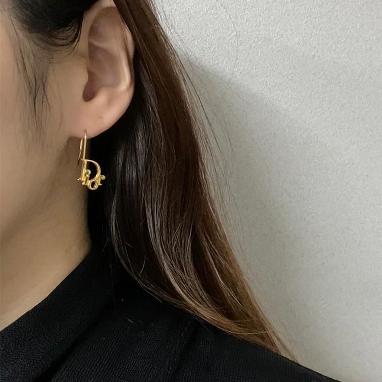 Dior　ピアス