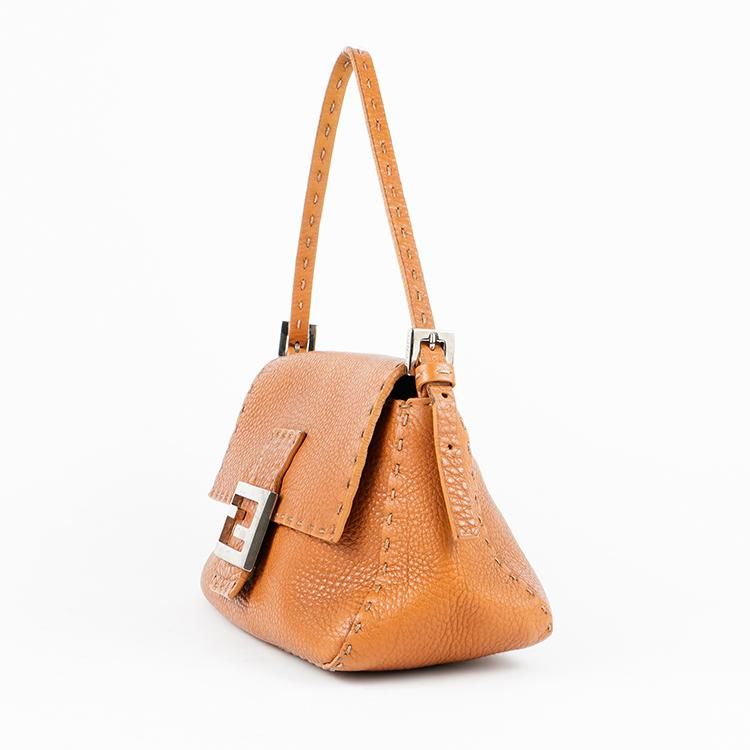 FENDI セレリア マンマバケット ハンドバッグ 中古・古着通販】FENDI (フェンディ) セレリアマンマバケット