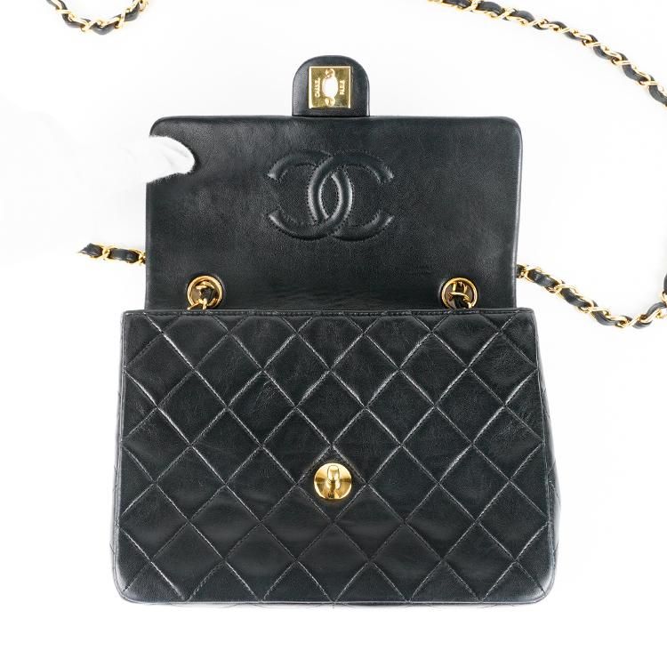 シャネル CHANEL マトラッセ シングルフラップ ラム ショルダーバッグ マトラッセシングルフラップシングルチェーンショルダーバッグ