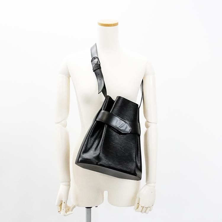 LOUIS VUITTON ルイヴィトンエピサックデポール　ショルダーバッグ エピサックデポールPMショルダーバッグ ブラック ヴィンテージ