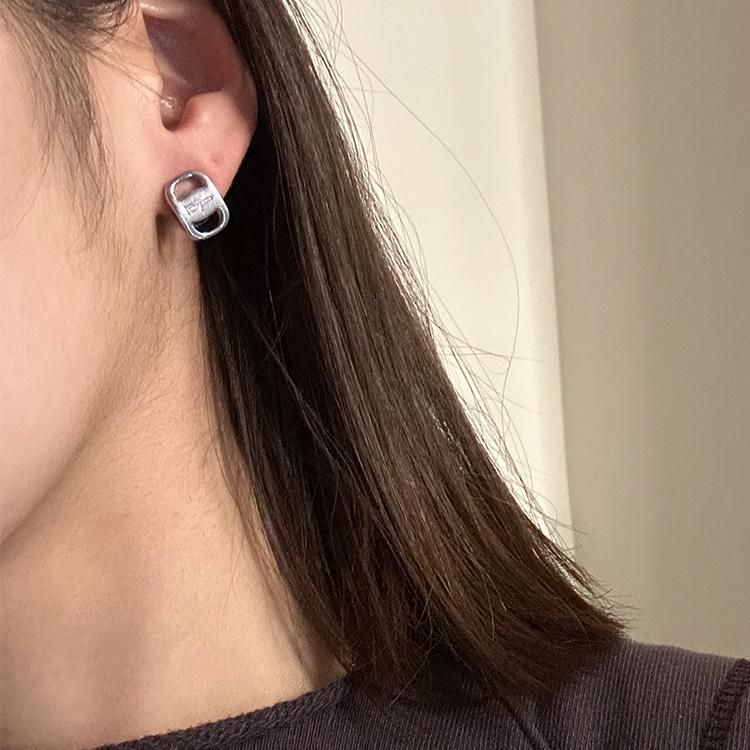 ヴァラピアス シルバーヴィンテージ|フェラガモ Ferragamo