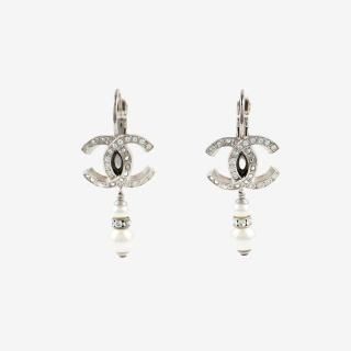 ココマーク×フェイクパールピアス シルバー ヴィンテージ|シャネル CHANELの商品画像