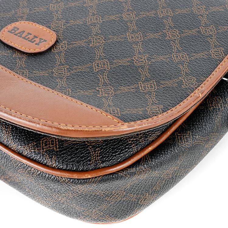 ロゴ総柄ショルダーバッグ ブラック×キャメル ヴィンテージ